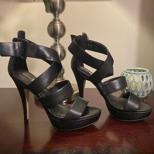 Rock Republic Platform Stilettos. Size 6.5